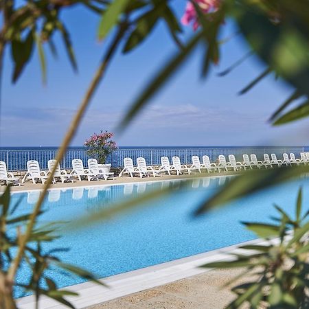Apartments Savudrija Plava Laguna أوماغ المظهر الخارجي الصورة