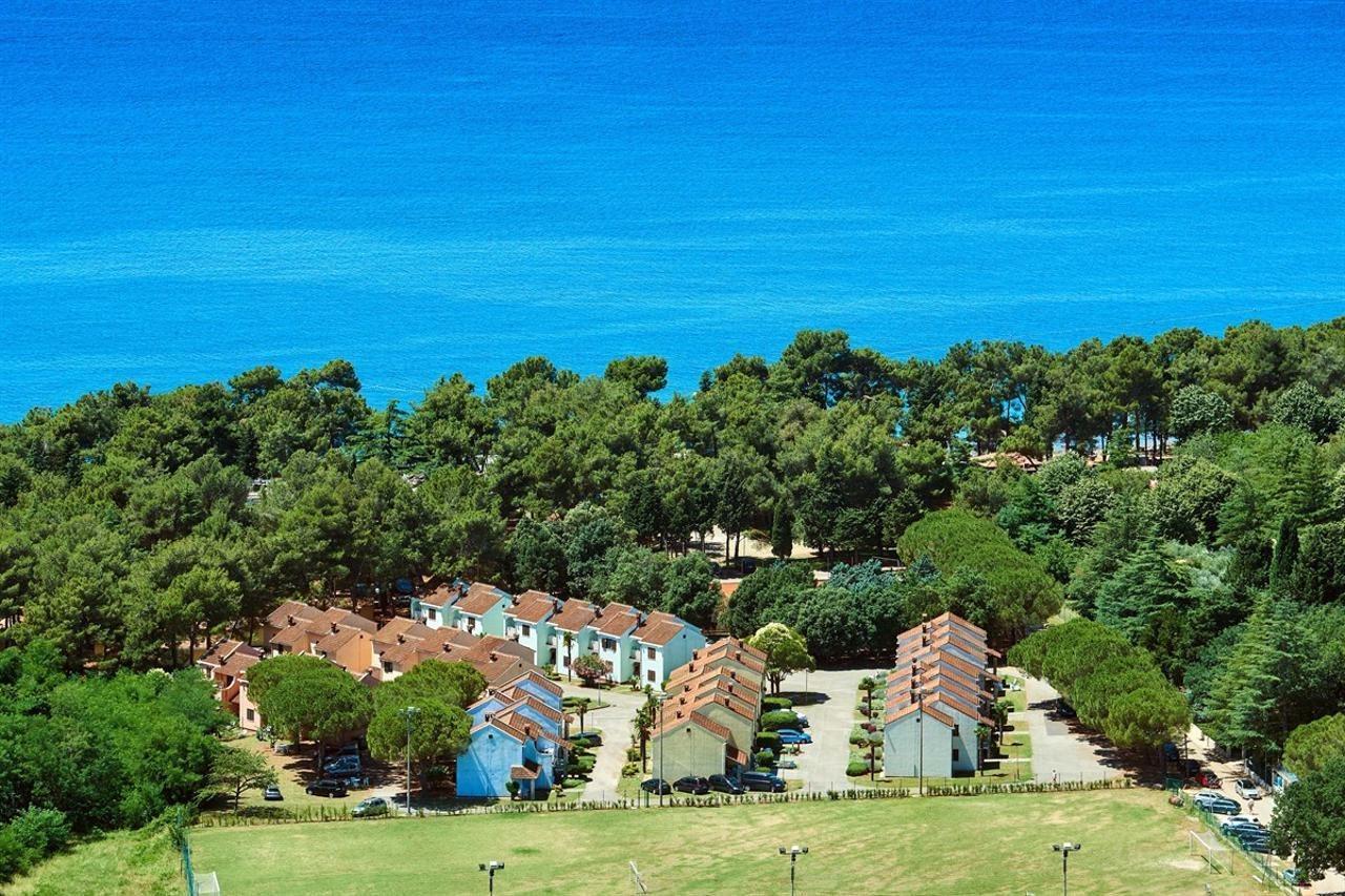 Apartments Savudrija Plava Laguna أوماغ المظهر الخارجي الصورة